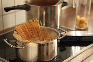 cook spaghetti